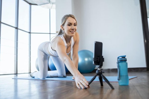 Quels formats de contenu vidéo YouTube sont les plus efficaces pour un fabricant de matériel de camping ?